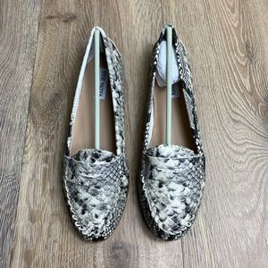 Steve Madden Flats